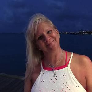 Meet your Posher, Deb